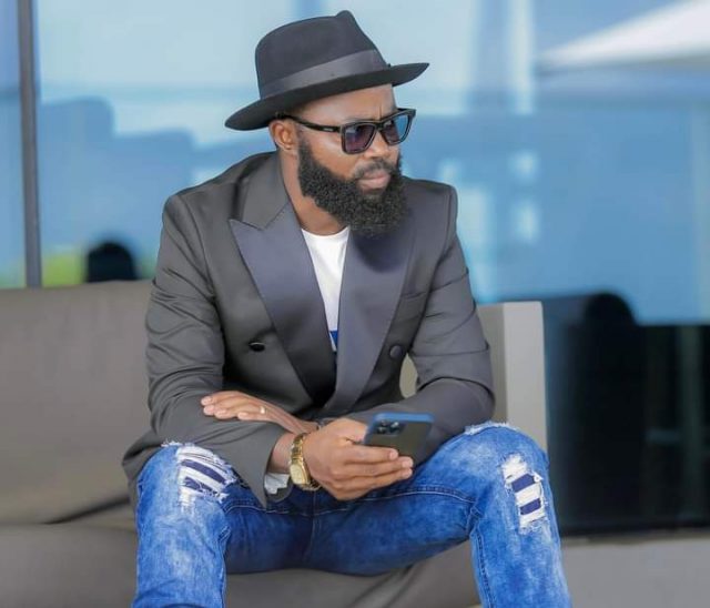 Dj Pink Johnny Junior Songs Mixtape – Best of Johnny Junior Mix
